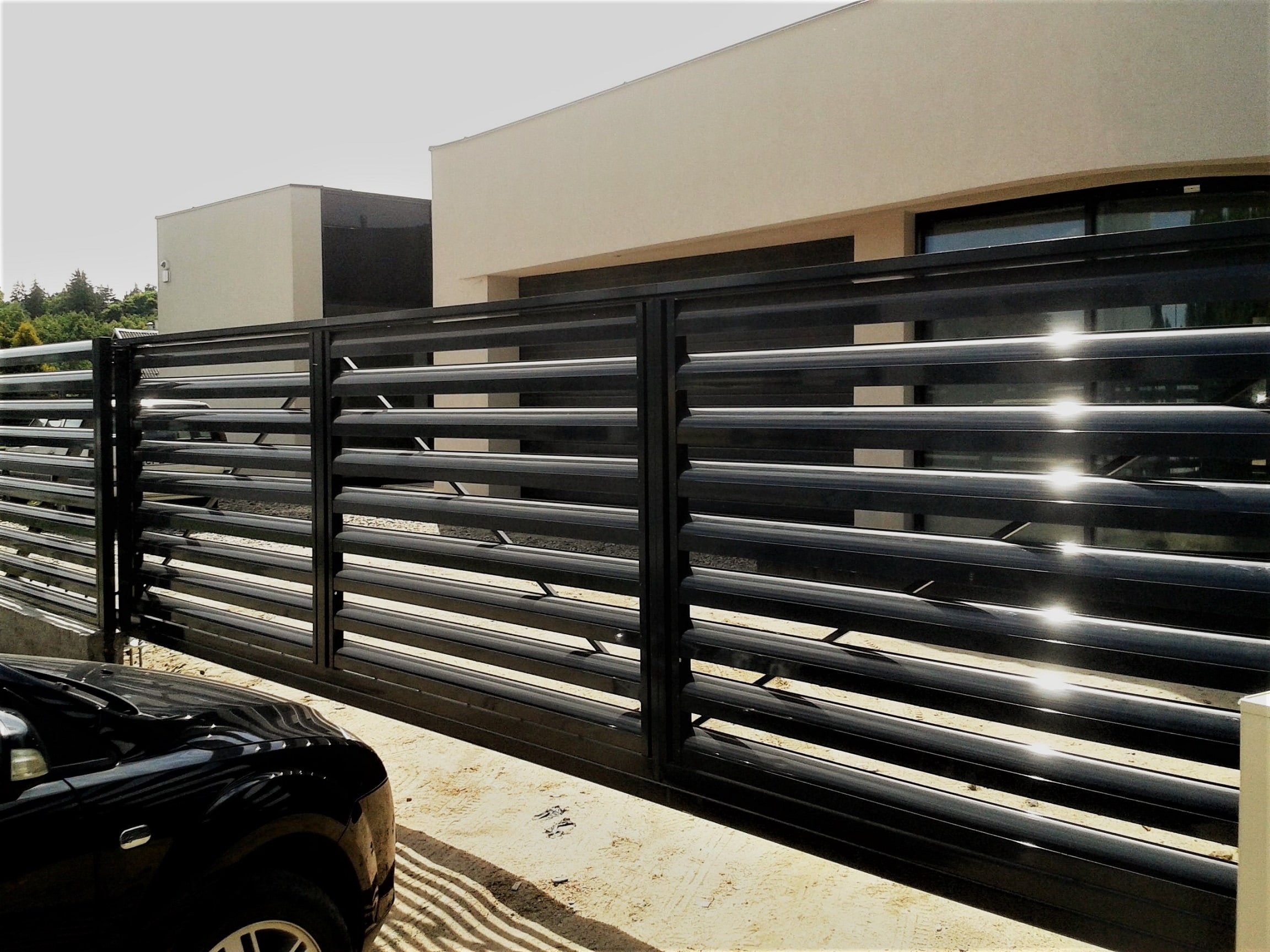 tvoros-balkonu-tureklai-vartai-is-aliuminio